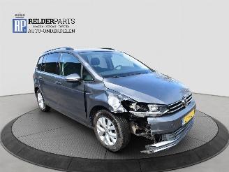 Volkswagen Touran 1.5 TSI picture 8