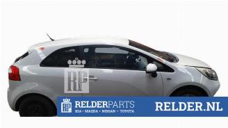 Kia Rio Rio III (UB), Hatchback, 2011 / 2017 1.1 CRDi VGT 12V picture 7