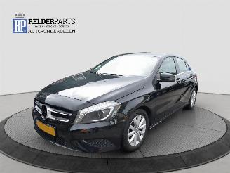 skadebil auto Mercedes A-klasse 180 2015/7