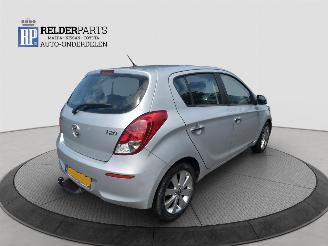 Hyundai I-20 1.4 16V  AUTOMAAT picture 5