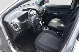 Hyundai I-20 1.4 16V  AUTOMAAT picture 9