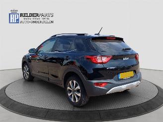Kia Stonic 1.0 T GD-I  MHEV DYNAMIC picture 3