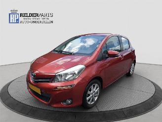 Unfallwagen Toyota Yaris 1.33 16V 2012/4