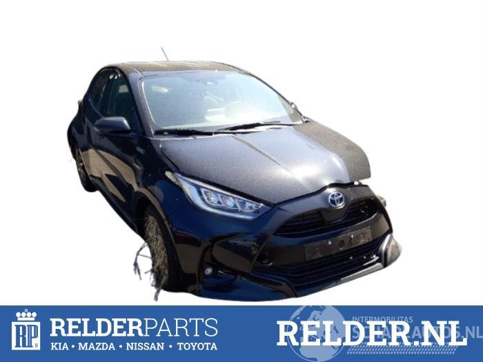 Toyota Yaris Yaris IV (P21/PA1/PH1), Hatchback, 2020 1.5 12V Hybrid 115