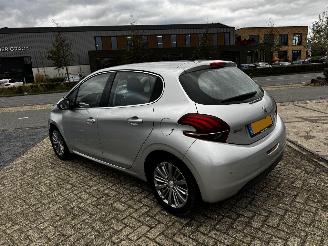 Peugeot 208 1.2 Allure 26.169 KM !! picture 23