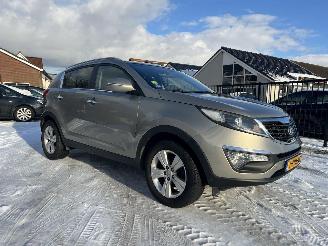 Vaurioauto  passenger cars Kia Sportage 1.6 GDI 20th Anniversary. 188.519 KM !! 2013/6