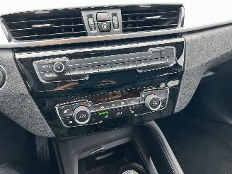 BMW X1 XDRIVE20I AUT LEDER picture 21