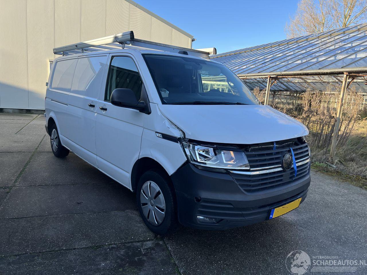 Volkswagen Transporter 2.0 TDI L2H3 28