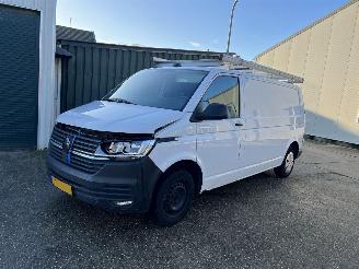 Volkswagen Transporter 2.0 TDI L2H3 28 picture 5