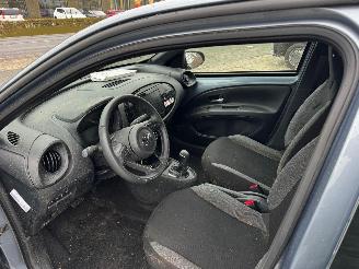 Toyota Aygo X - 1.0 VVT-i S-CVT Play picture 12