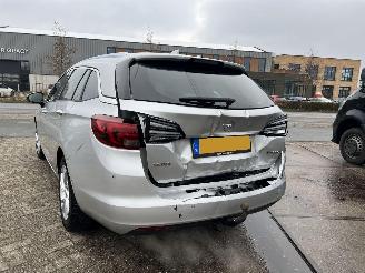 Opel Astra 1.4 INNOVATION SPORTS TOURER+ picture 15