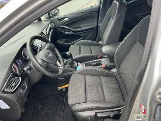 Opel Astra 1.4 INNOVATION SPORTS TOURER+ picture 22