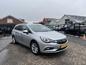 Damaged car Opel Astra 1.4 INNOVATION SPORTS TOURER+ 2018/3