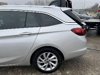 Opel Astra 1.4 INNOVATION SPORTS TOURER+ picture 8