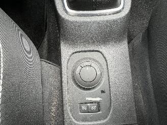 Dacia Duster 1.2 TCe 4x4 Prestige  124.959 KM!! picture 23