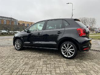 Volkswagen Polo 1.2 TSI First Edition - zeer netjes onderhouden | boekjes aanwezig picture 5