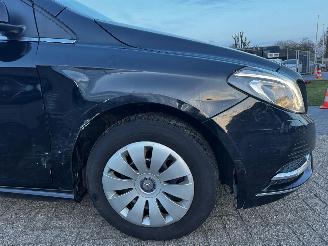 Mercedes B-klasse 180 Ambition | 55.872 KM !! 1e eigenaar! picture 17