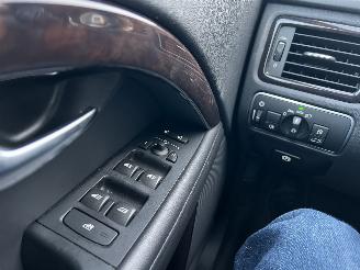Volvo V-70 2.0 T4 Inscription Edition Pano picture 24
