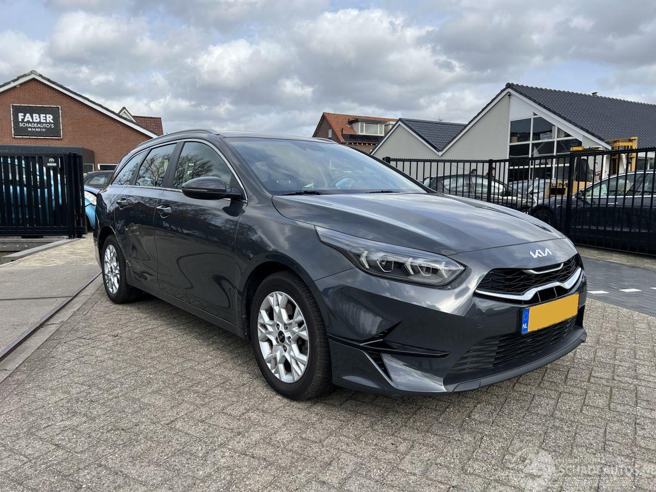 Kia Ceed 1.0 T-GDi DynamicLine  41.997 KM!!