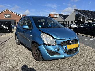 Schadeauto Suzuki Splash 1.0 VVT Comfort 2012/8