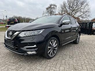 Auto incidentate Nissan Qashqai 1.3 DIG-T Tekna + automaat !! 2019/8