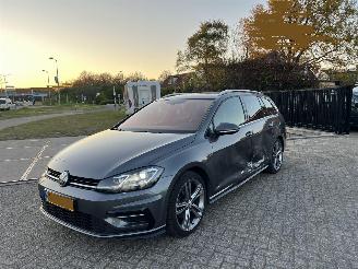 Volkswagen Golf 1.6 TDI Highline Business R picture 4
