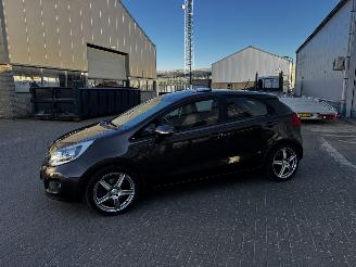 Kia Rio 1.4 CVVT PANO LEER AUTOMAAT !! FULL OPTIONS picture 22