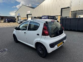 Peugeot 107 1.0 Access Accent Facelift picture 9