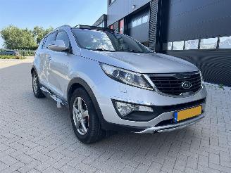 krockskadad bil auto Kia Sportage 2.0 X-clusive 2011/3