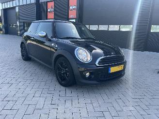 skadebil auto Mini One 1.6 One MINIMALIST Chili 2013/6