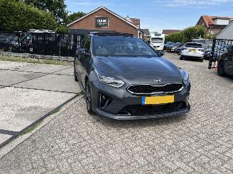 Kia Cee d 1.0 T-GDi GT-Line | eerste eigenaar!! picture 4