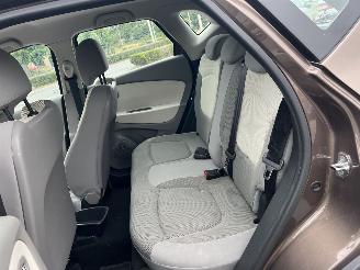 Renault Captur 0.9 TCE Expression picture 23
