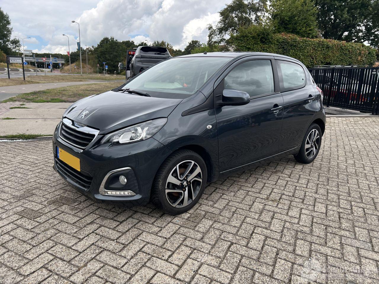 Peugeot 108 1.0 e-VTi Allure  100.865 KM !!