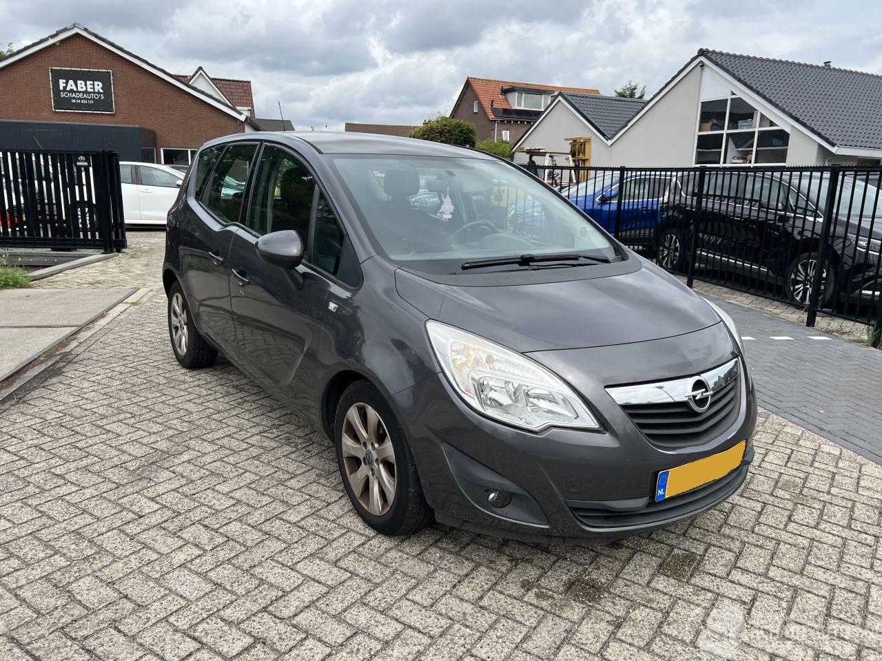 Opel Meriva 1.4 Turbo Edition