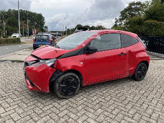 Auto incidentate Toyota Aygo 1.0 VVT-i x 112.286 KM !! 2017/5