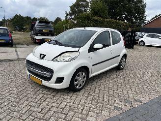 Peugeot 107 1.0-12V Millesim 200 | 95.190 km!! picture 3