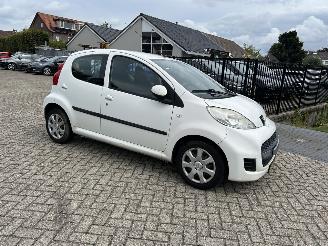 Peugeot 107 1.0-12V Millesim 200 | 95.190 km!! picture 4