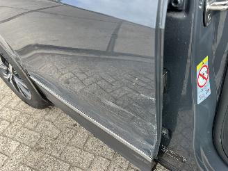 Volkswagen Tiguan 1.4 TSI eHybrid R-Line Business | 69.649 km!! picture 31