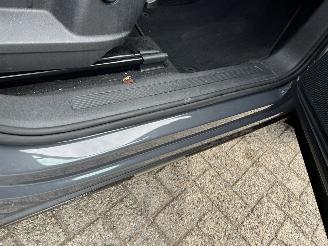 Volkswagen Tiguan 1.4 TSI eHybrid R-Line Business | 69.649 km!! picture 25