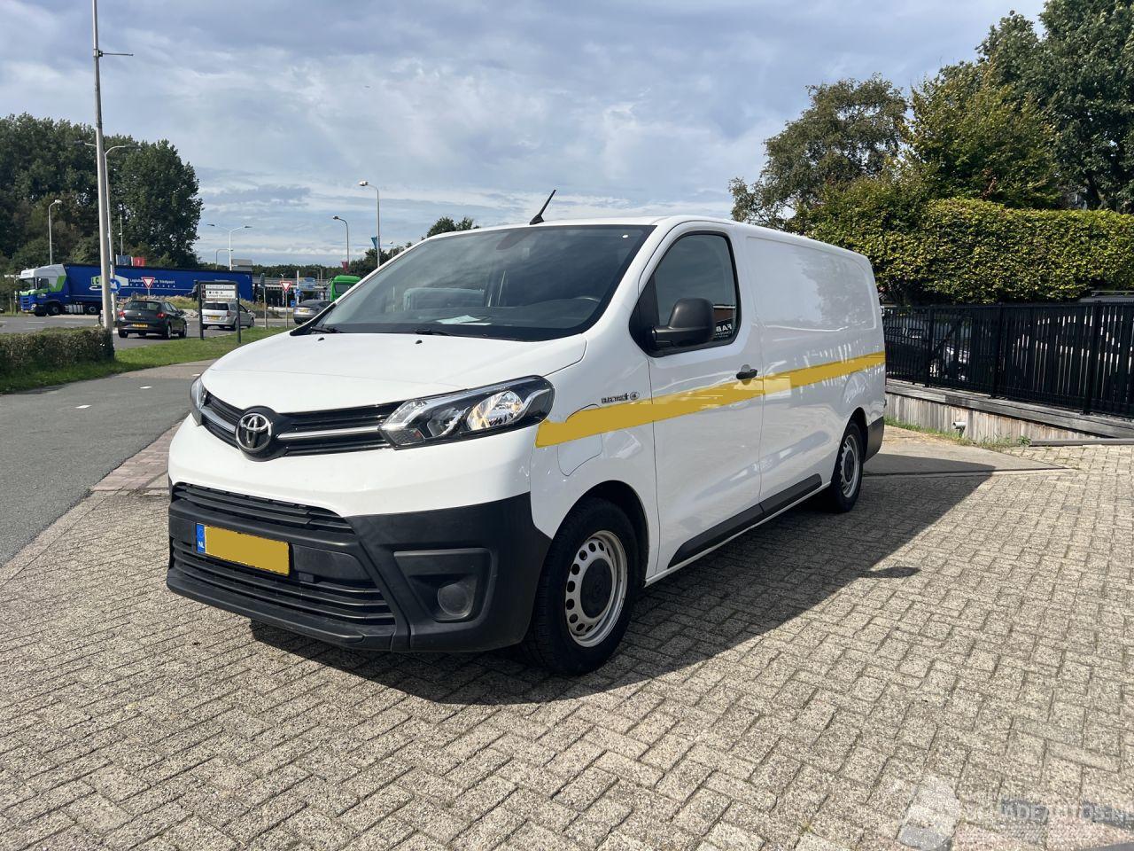 Toyota Proace EXTRA RANGE NAVIGATOR LONG 61.674 KM !!