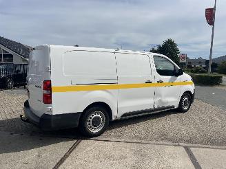 Toyota Proace EXTRA RANGE NAVIGATOR LONG 61.674 KM !! picture 8