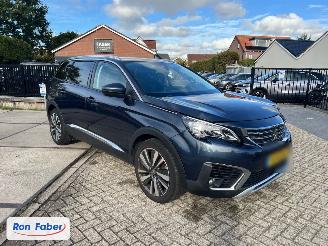 damaged passenger cars Peugeot 5008 1.2 PureTech Allure 7p 2018/12