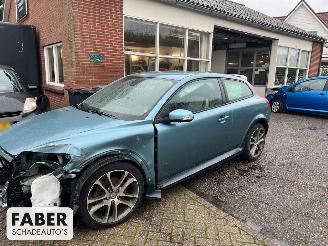 Volvo C-30 2.4i Momentum picture 1