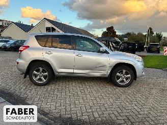 Toyota Rav-4 2.0 VVTi Executive Business picture 9