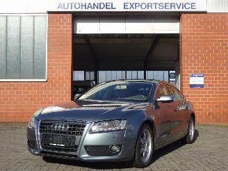 Vaurioauto  passenger cars Audi A5 A5 Sportback 2.0 TFSI Automaat, Airco, Cruise, PDC 2009/11