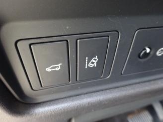 Land Rover Discovery Sport SE AWD TD4 Automaat, Leer, Navi, Cruise, Camera picture 21