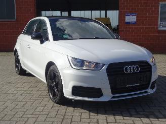 Audi A1 Sportback Ultra 1.0 TSFI, Airco, Navi, PDC picture 4