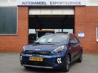 Schadeauto Kia Niro 1.6 GDi Hybrid DynamicLine, Navi, Airco, Leer, Camera 2022/3