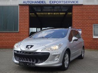Schadeauto Peugeot 308 308 SW Business-Line 103kw, Panorama, Climate& Cruise 2011/3