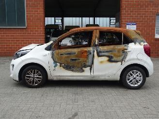 Kia Picanto  picture 7